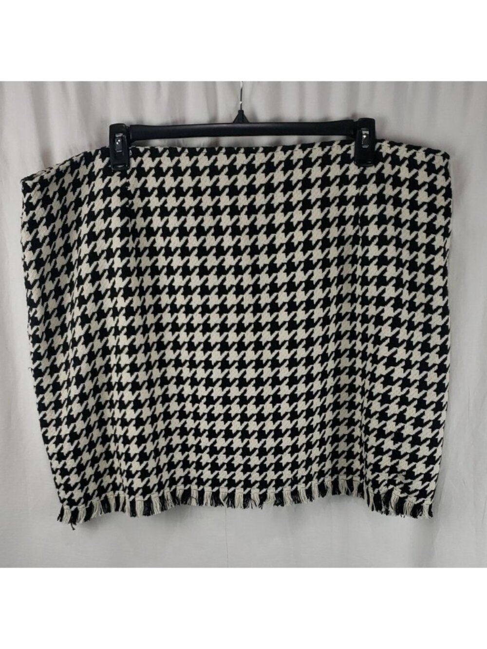 Cider 4XL Black and White Houndstooth Pencil Skirt